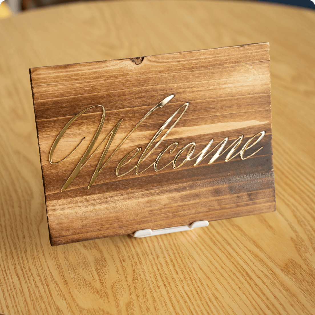 ウェルカムボード。レーザー加工機で制作